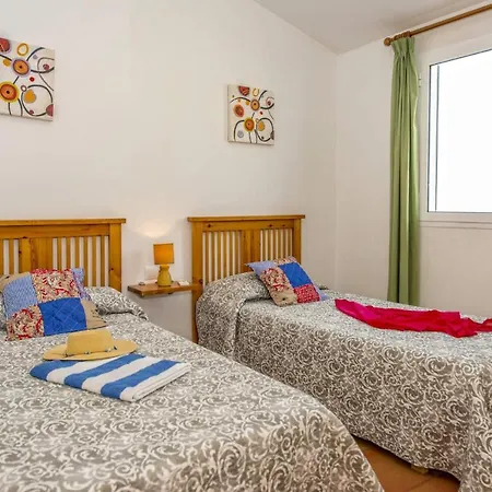 Nura Villa *